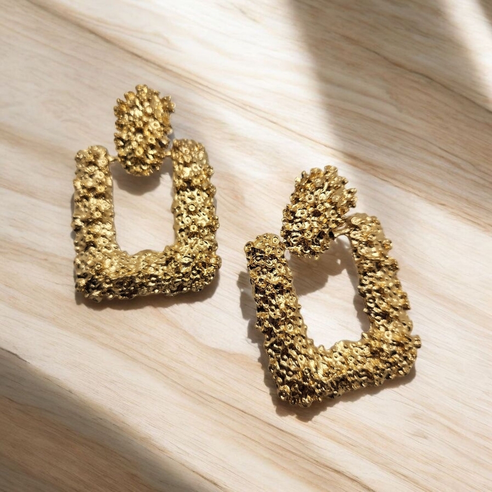 Vintage Brutalist Textured Gold Tone Earrings